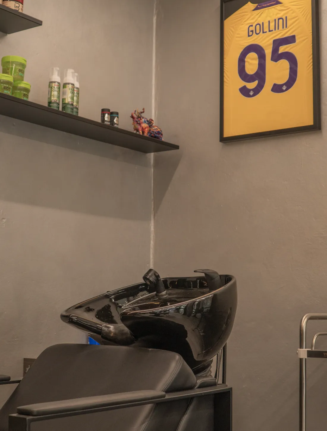 The wash station under the number 95 shirt